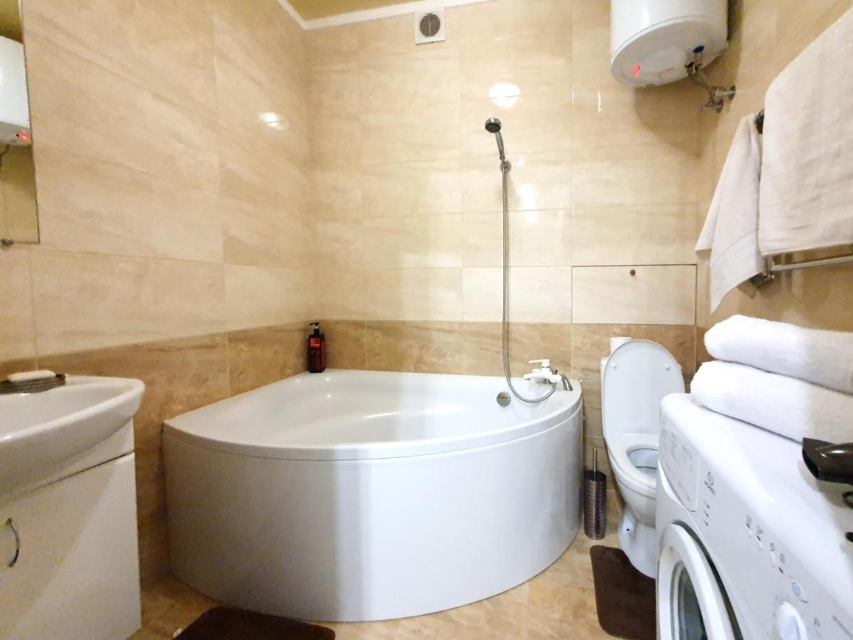 Lux Apartament Dacha Charkov Buitenkant foto